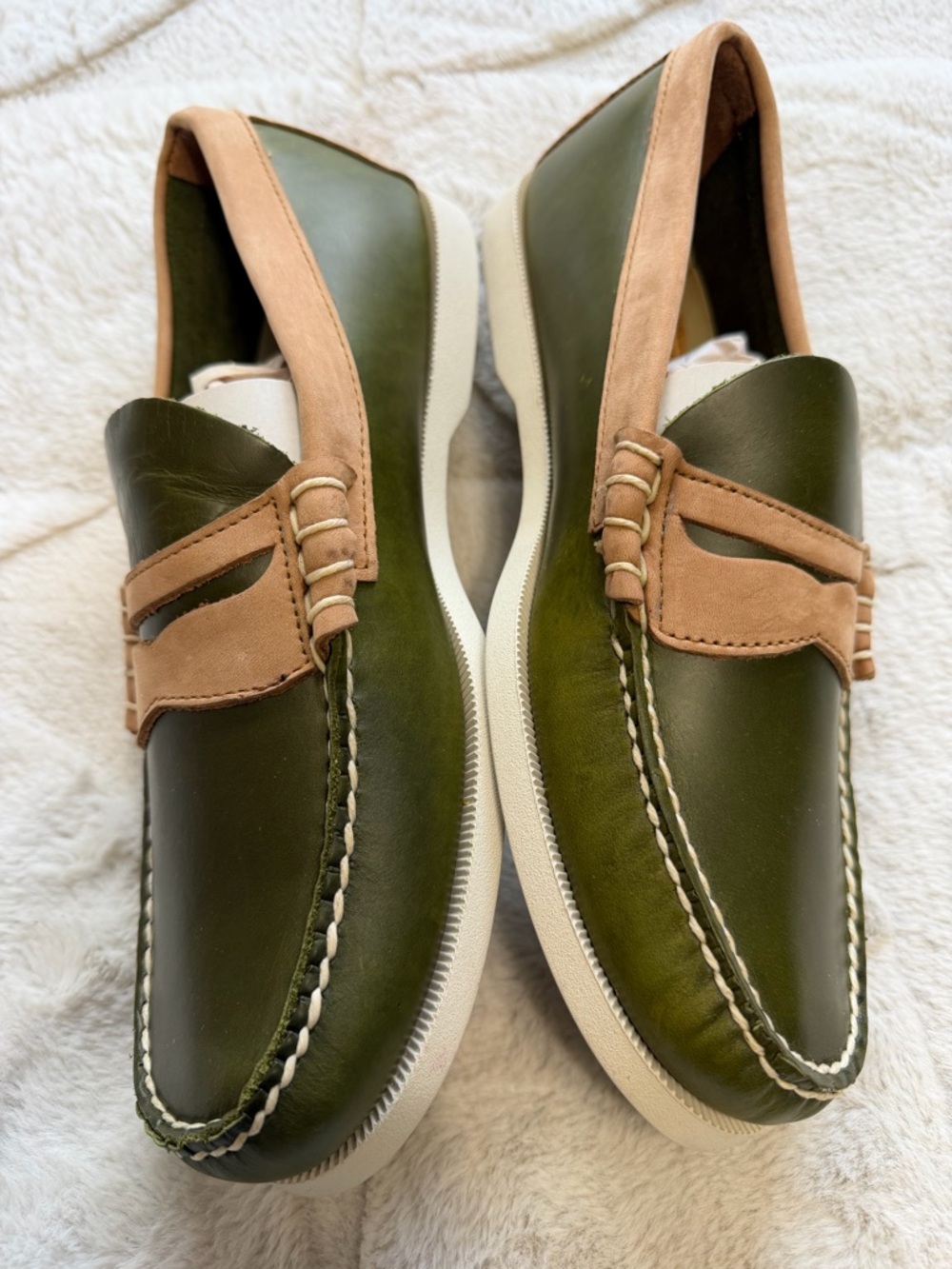 NEW! $195 Weejuns GH Bass Green and Tan Leather Boat Shoe Penny Loafers 9.5